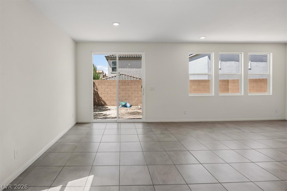 6588 Rustic Saddle Court Property Photo 12