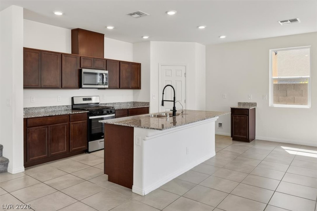 6588 Rustic Saddle Court Property Photo 13