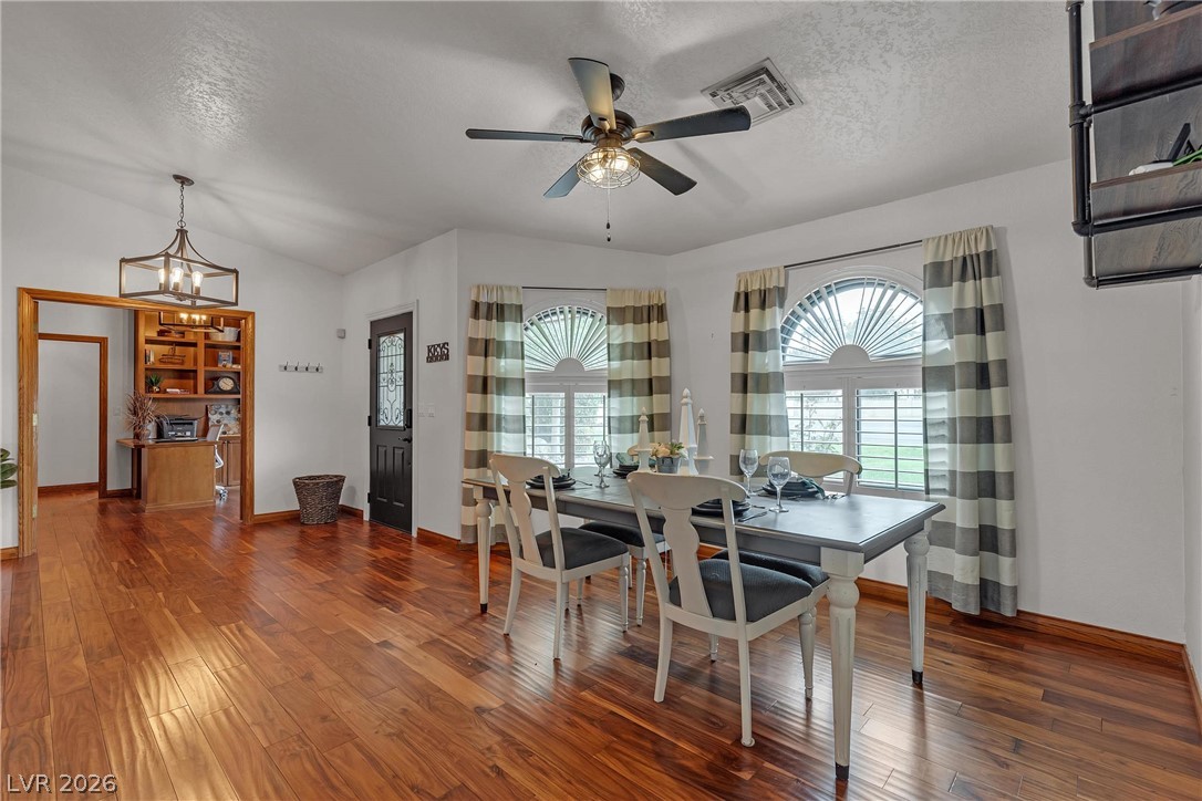 5321 North Durango Drive Property Photo 11