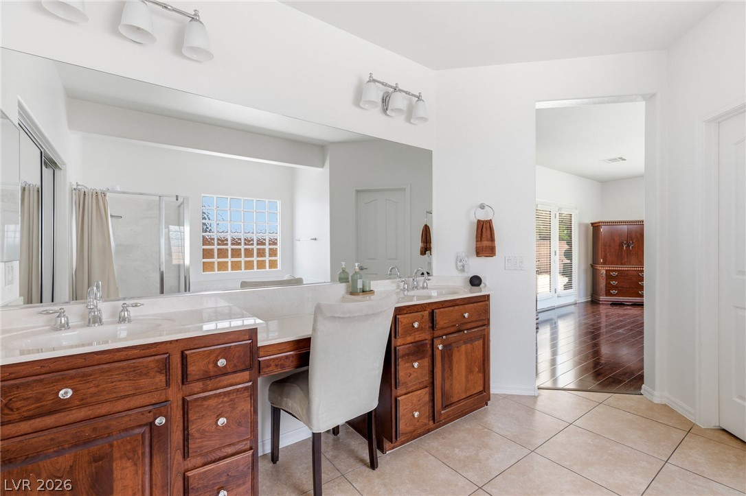 5903 Mclennan Ranch Avenue Property Photo 5