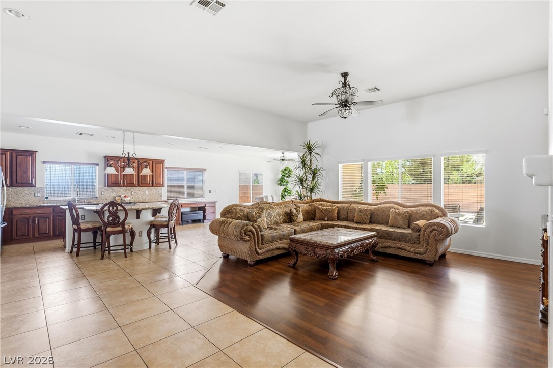5903 Mclennan Ranch Avenue Property Photo 12