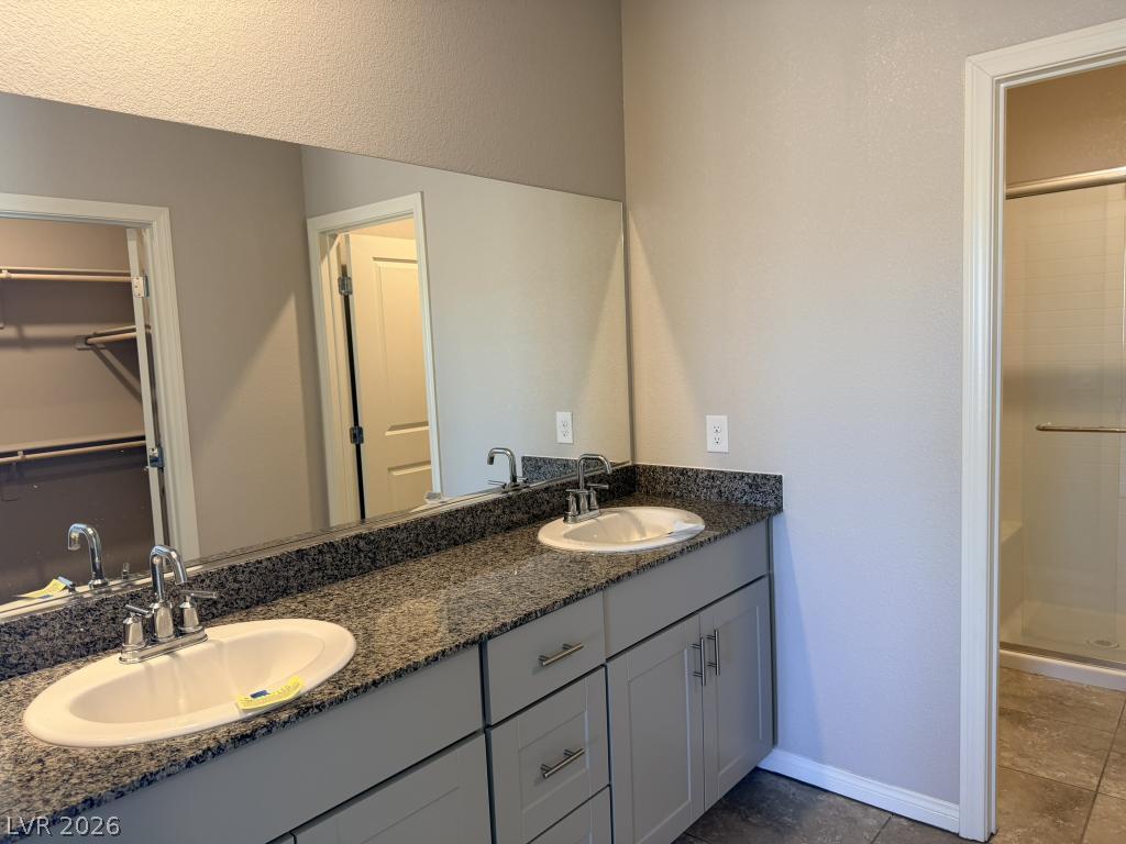 1721 Pinedale Street Property Photo 4