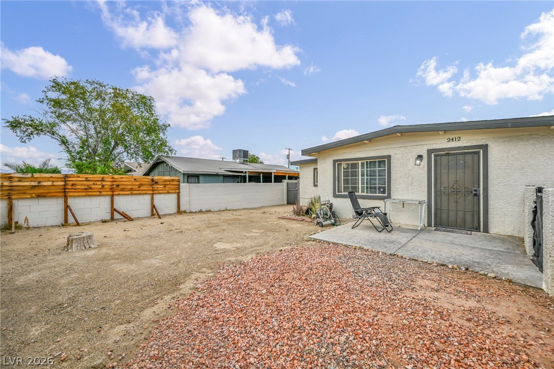 2412 Statz Street Property Photo 8
