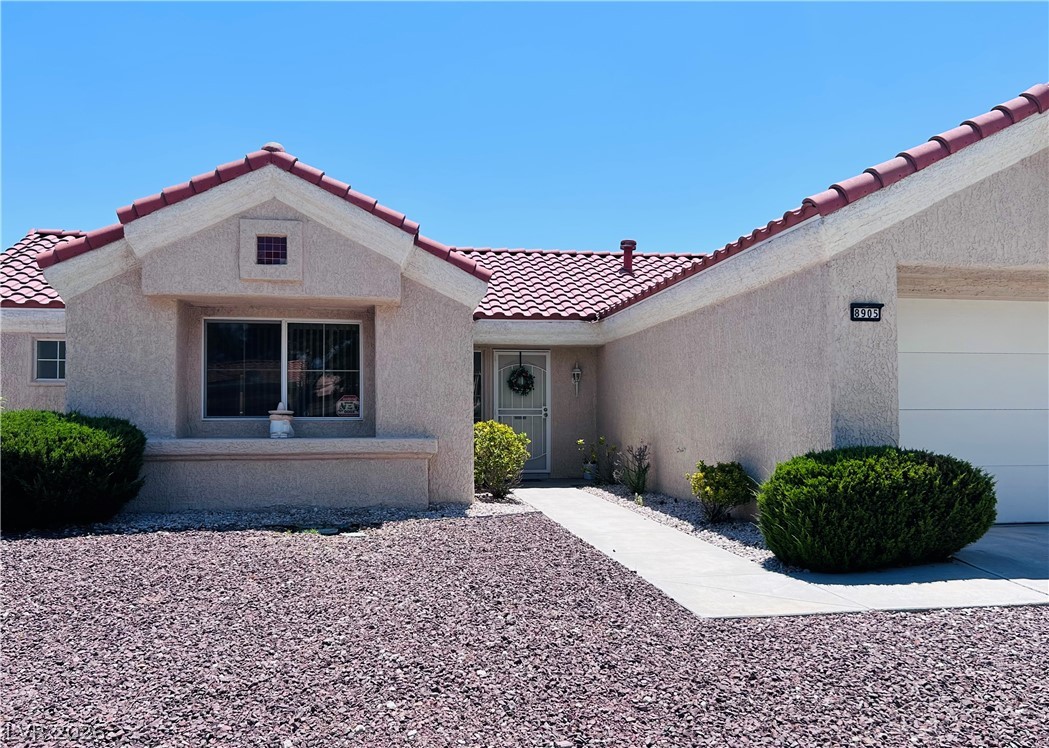 8905 Evening Star Drive Property Photo 3