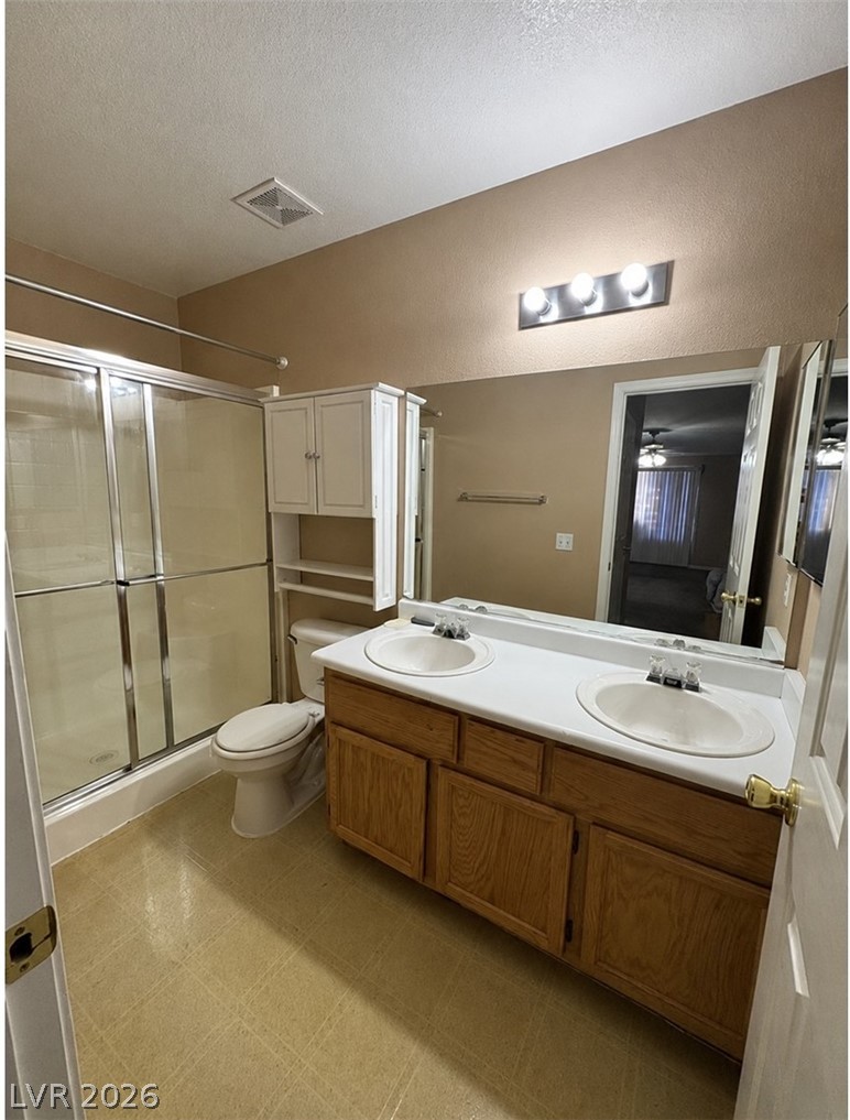 7300 Young Doe Avenue Property Photo 11