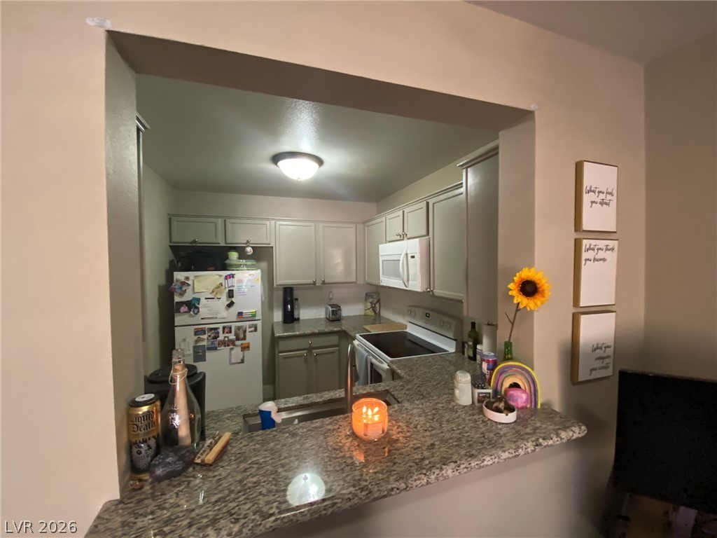 7720 Secret Shore Drive 106 Property Photo 18