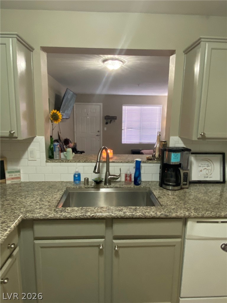 7720 Secret Shore Drive 106 Property Photo 25