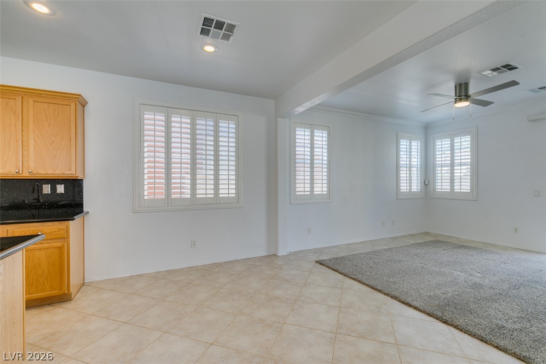 2411 Brunswick Bay Street Property Photo 8