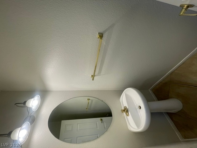 251 Queens Court Property Photo 5