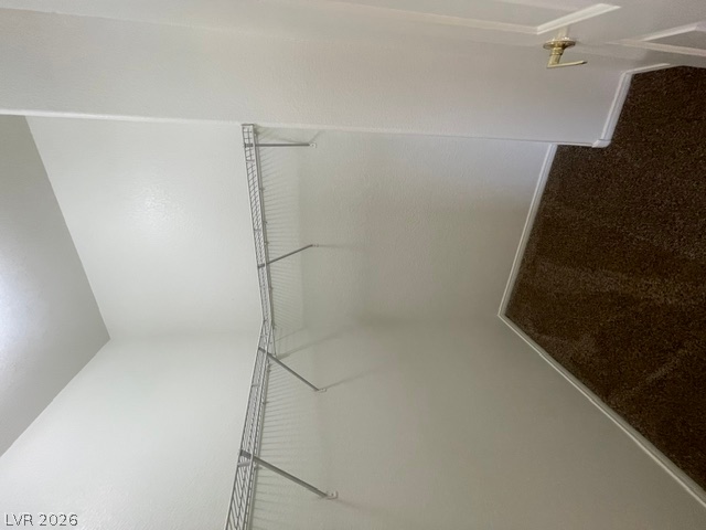 251 Queens Court Property Photo 16