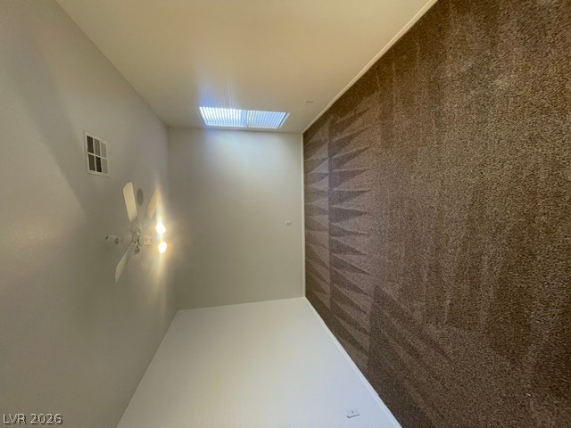 251 Queens Court Property Photo 26
