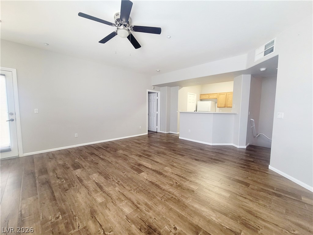 5855 Valley Drive 2048 Property Photo 6