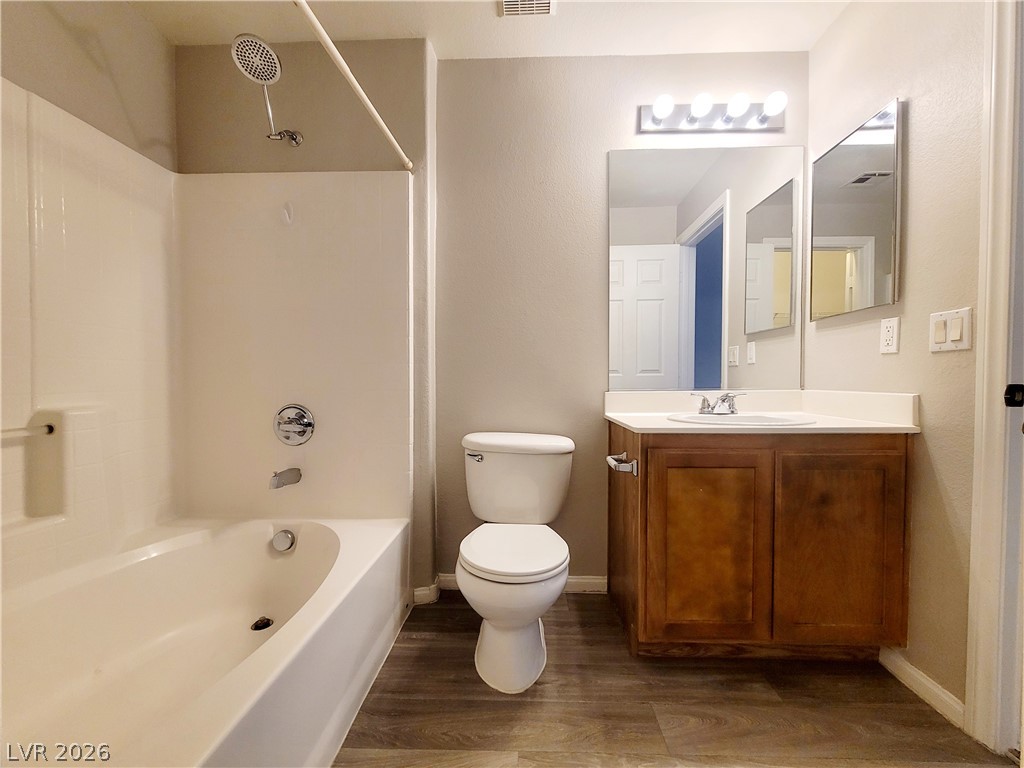 5855 Valley Drive 2048 Property Photo 10