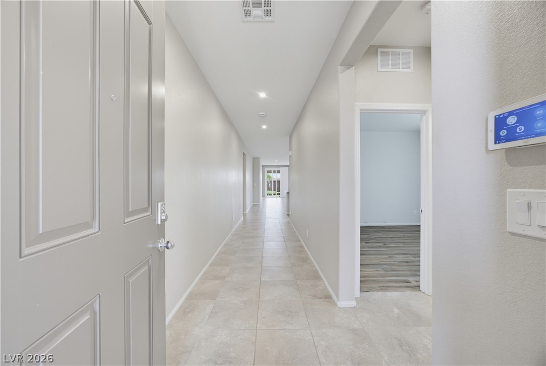 4831 Shady Chestnut Court Property Photo 4