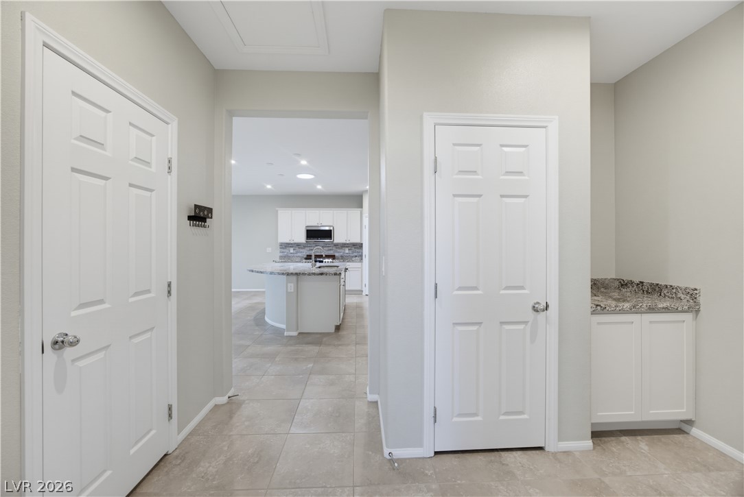 4831 Shady Chestnut Court Property Photo 28