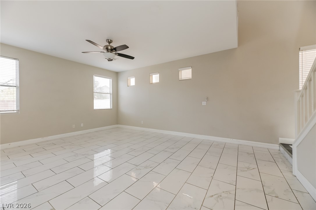 6354 Foxlyn Avenue Property Photo 6