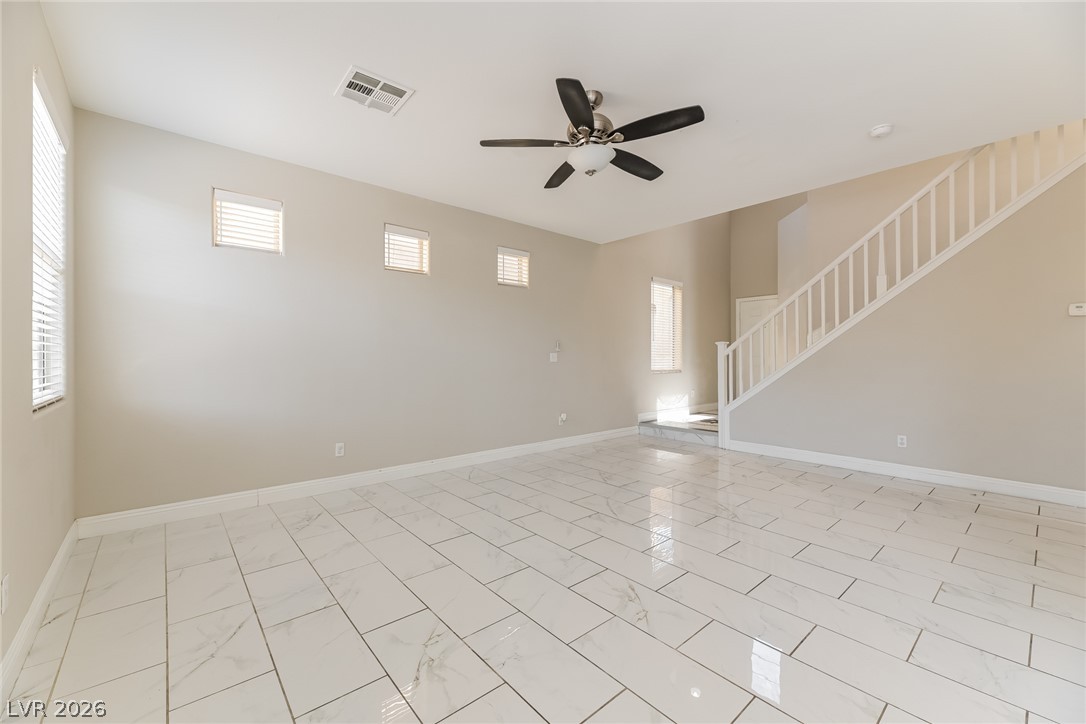 6354 Foxlyn Avenue Property Photo 7