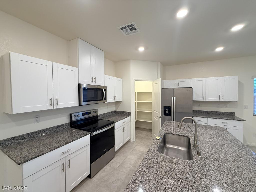 1580 Outlaw Street Property Photo 10