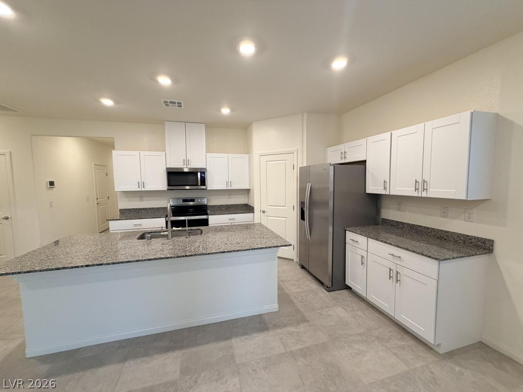 1580 Outlaw Street Property Photo 11