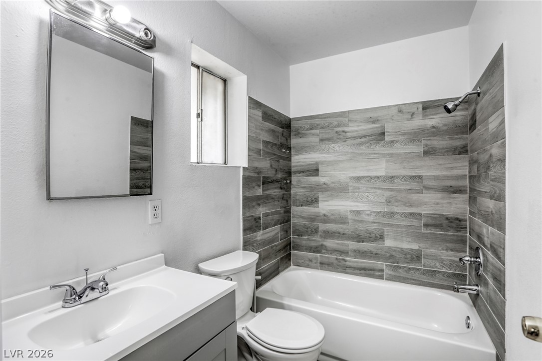 4770 Topaz Street 14 Property Photo 14