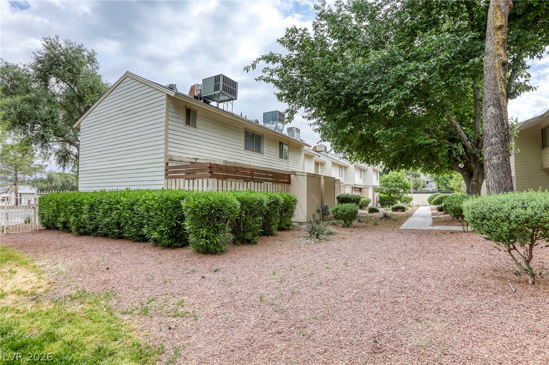 4770 Topaz Street 14 Property Photo 27