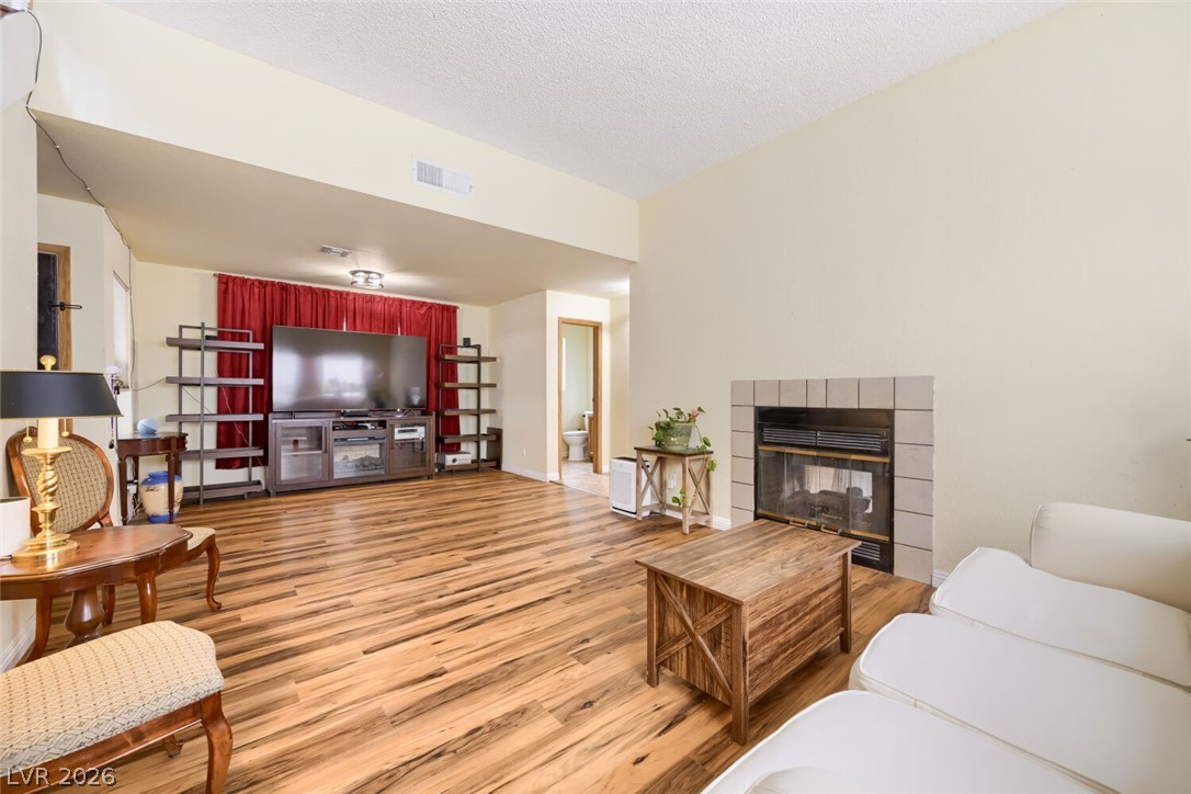 526 Tabony Avenue Property Photo 4