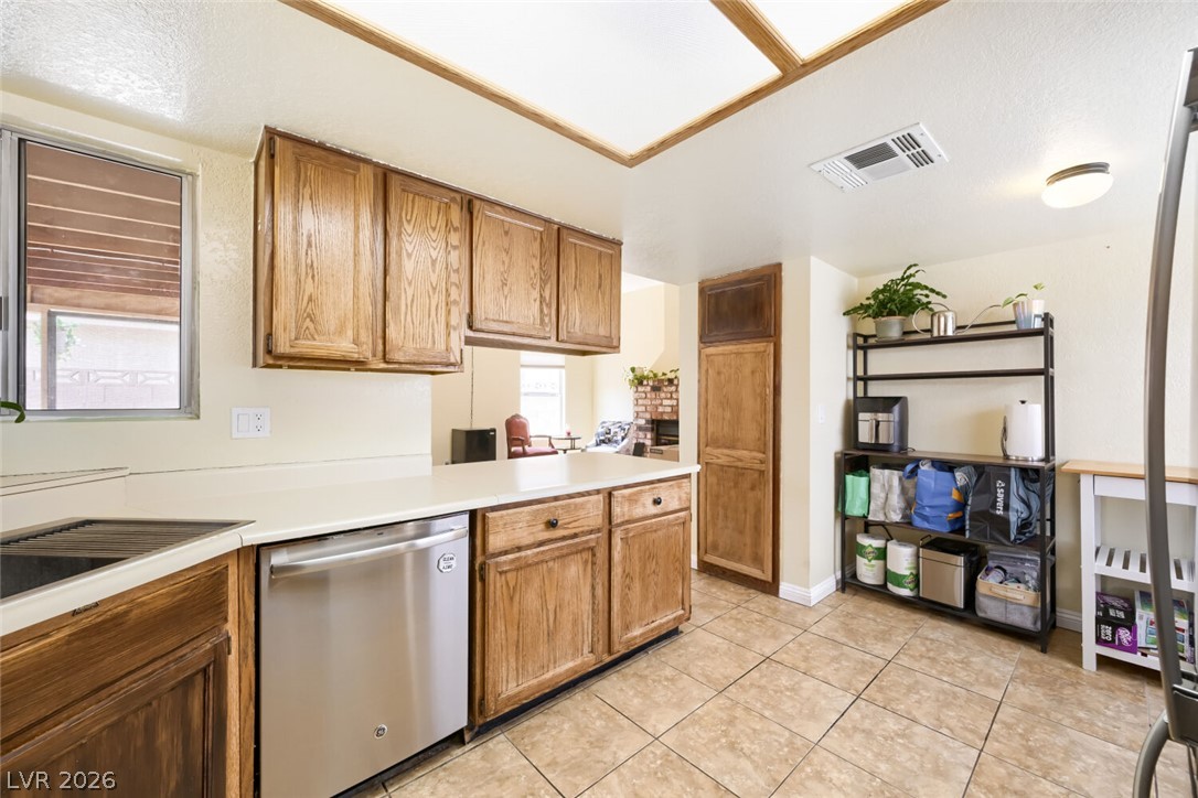 526 Tabony Avenue Property Photo 9