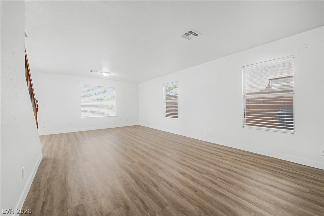 10547 Lilac Tree Avenue Property Photo 5