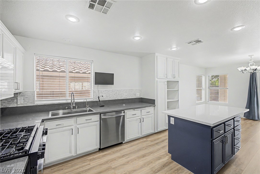 10547 Lilac Tree Avenue Property Photo 12