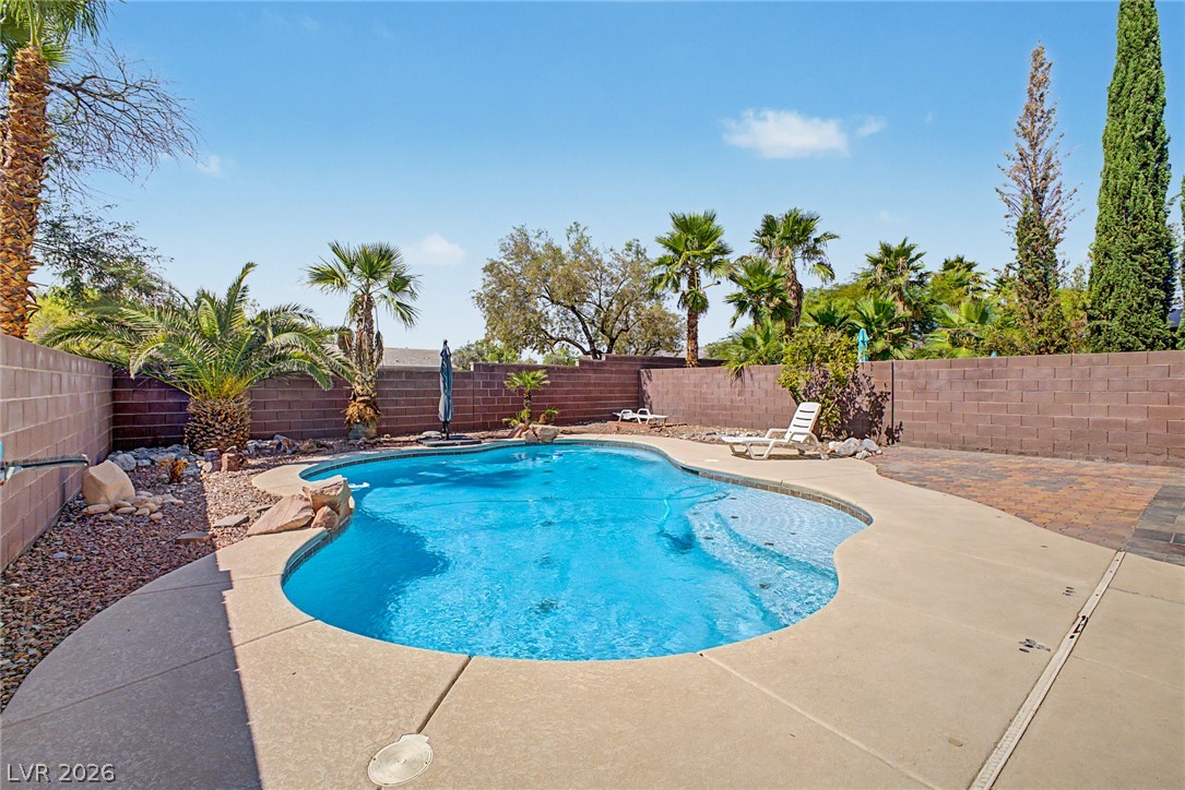 10547 Lilac Tree Avenue Property Photo 31