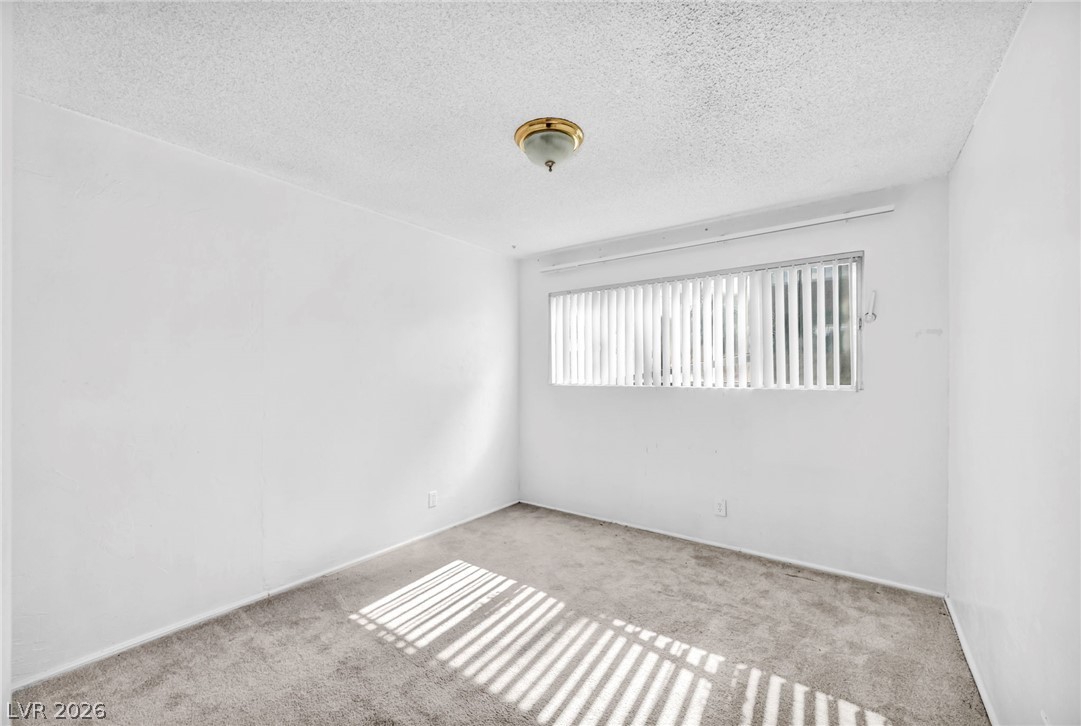 1165 Sierra Vista Drive Property Photo 15