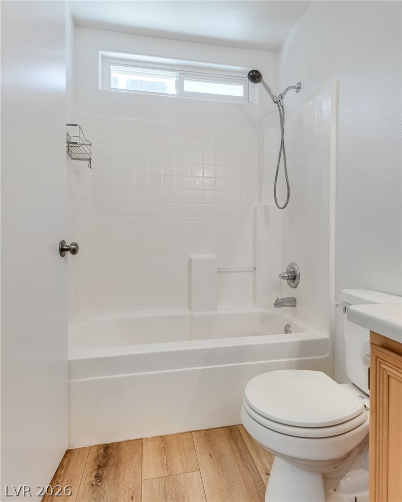 4833 Whispering Spring Avenue Property Photo 18