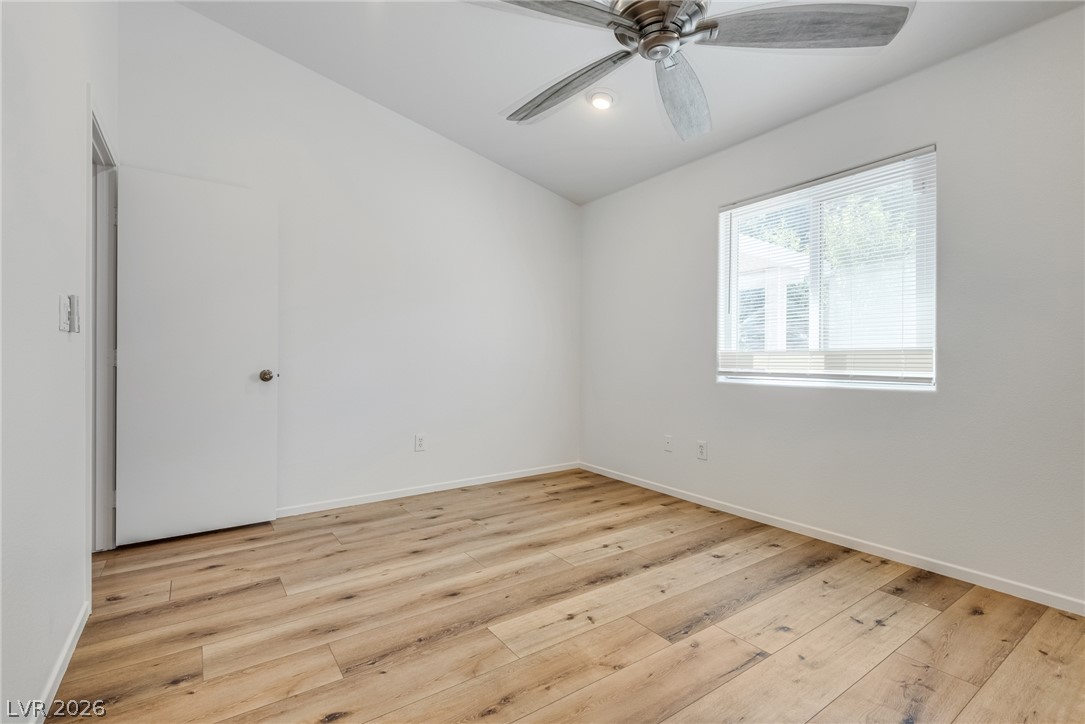 4833 Whispering Spring Avenue Property Photo 22