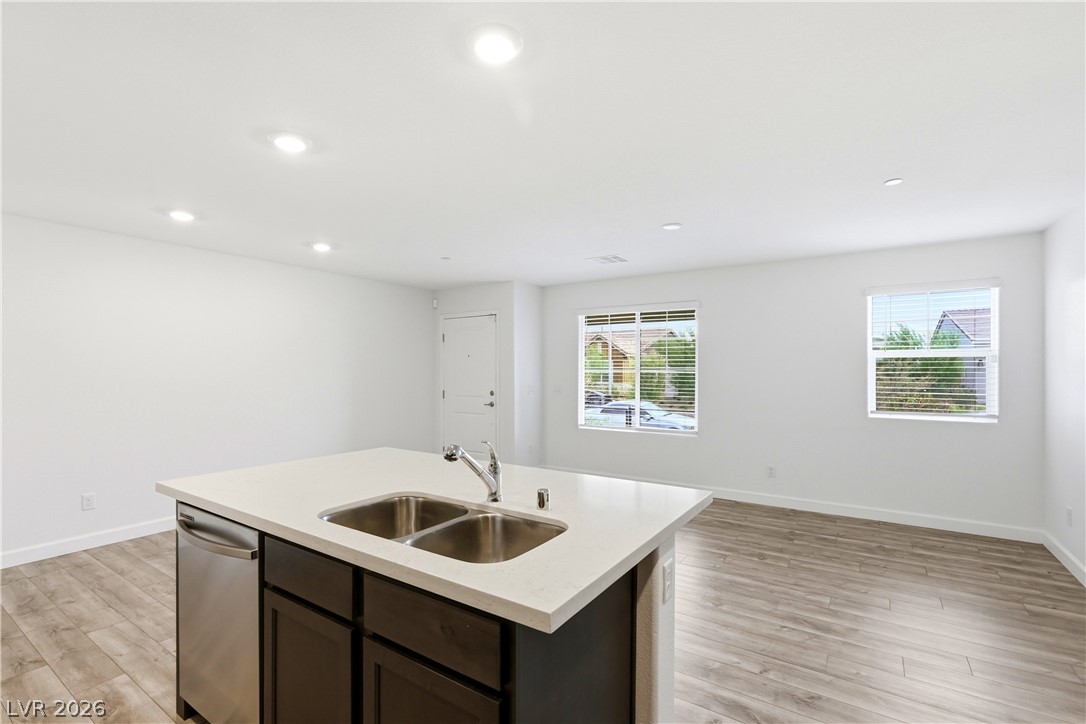 839 Watford Place Property Photo 12