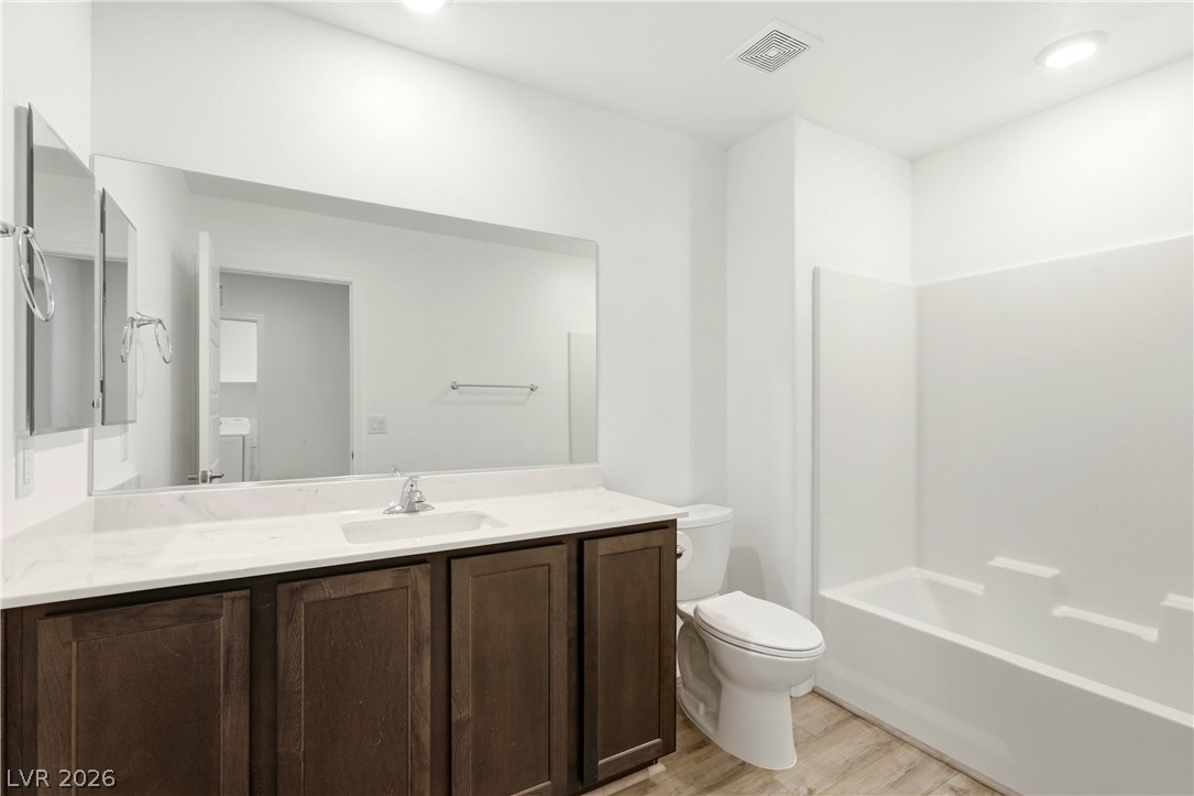839 Watford Place Property Photo 33