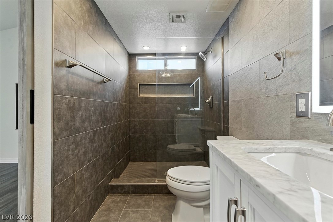 2748 Chokeberry Court Property Photo 24