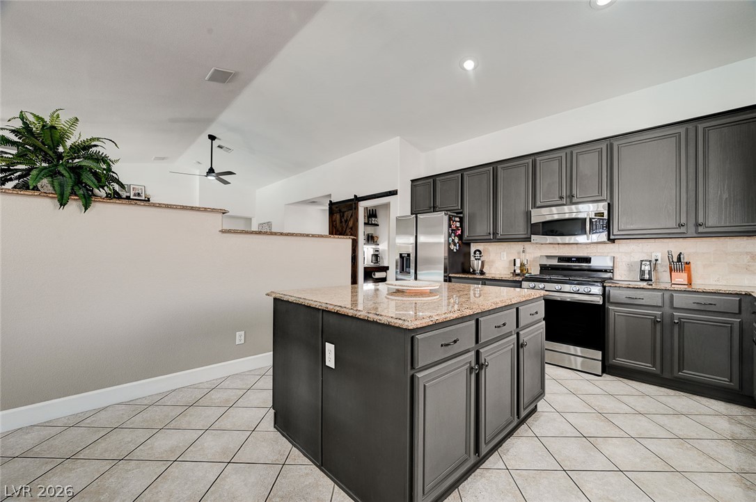 1072 Reed Point Court Property Photo 20