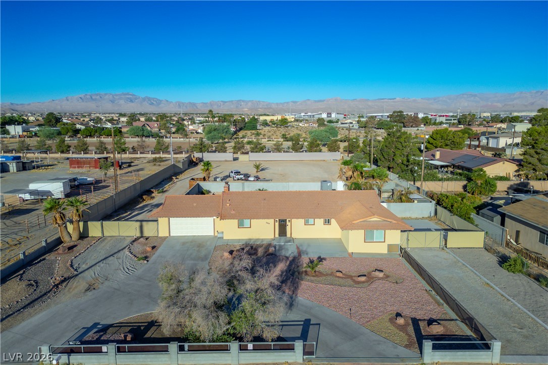 7435 Rogers Street Property Photo 4