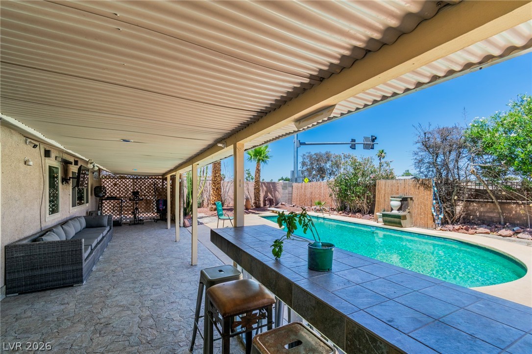 4460 Cranbrook Way Property Photo 3