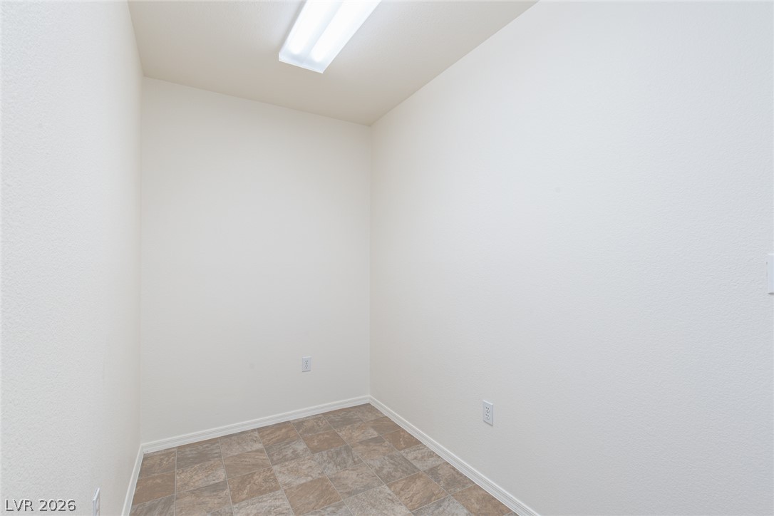10009 Arbuckle Drive Property Photo 18