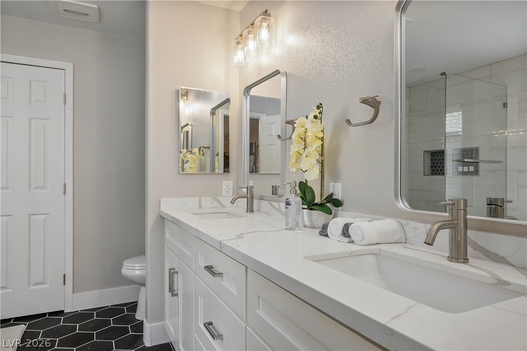 6990 West Richmar Avenue Property Photo 25