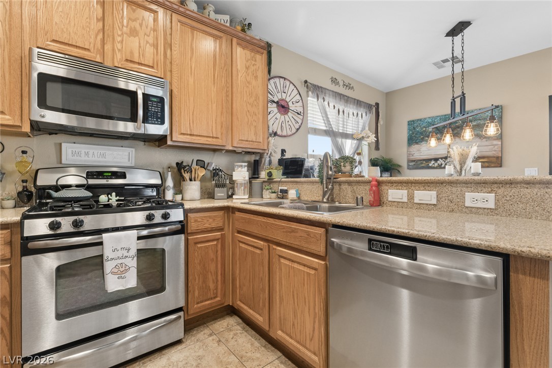 661 Calamus Palm Place Property Photo 6