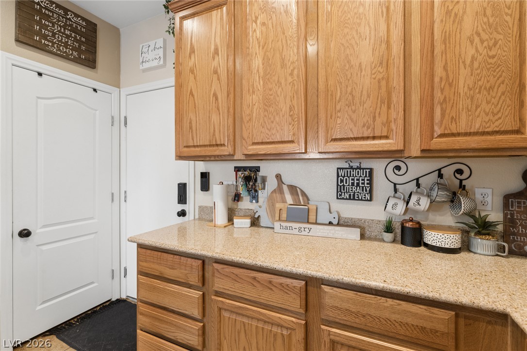 661 Calamus Palm Place Property Photo 7