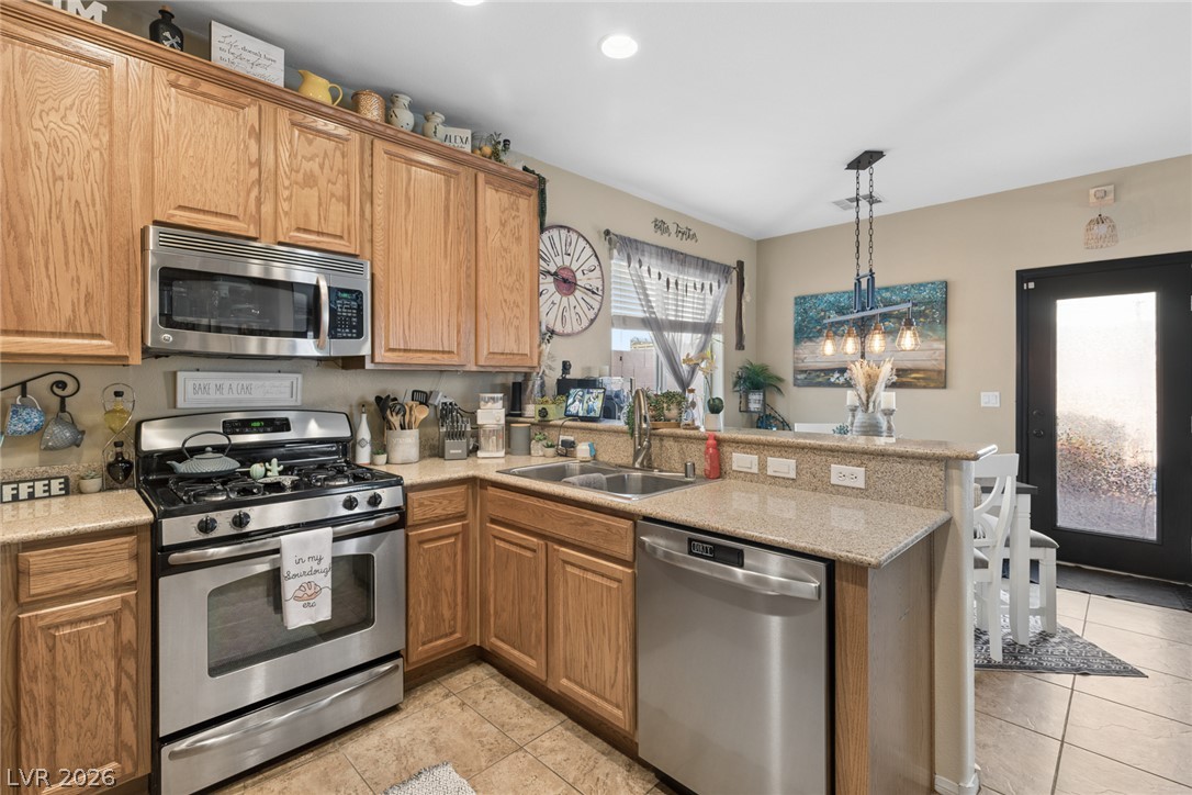 661 Calamus Palm Place Property Photo 8