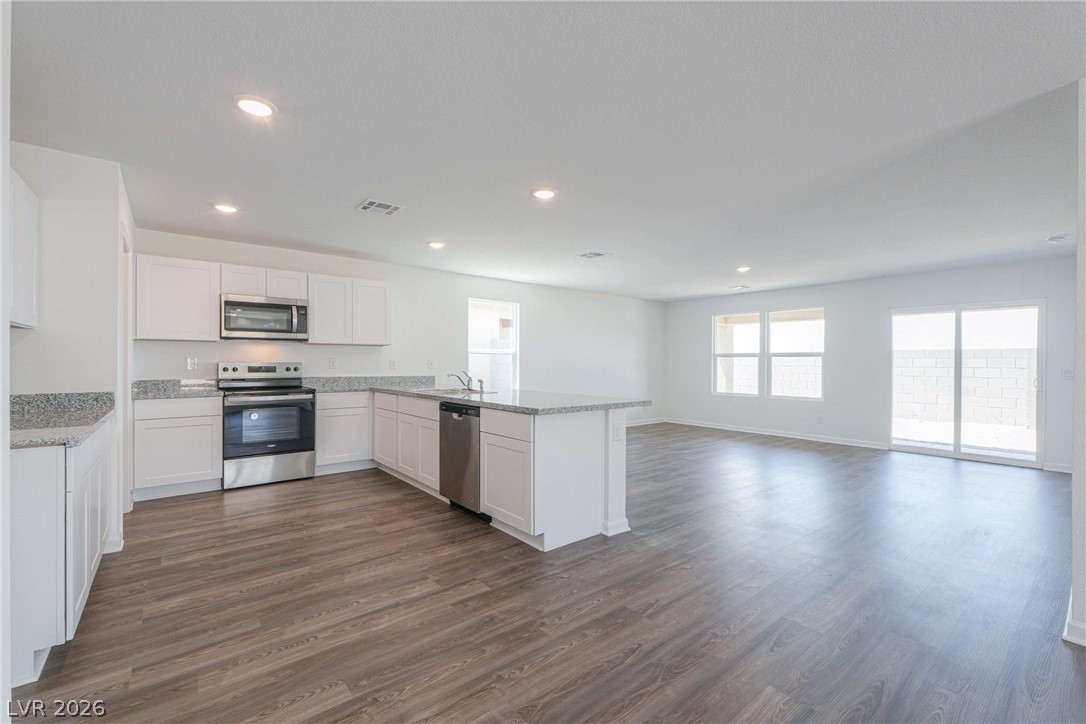 653 South Dyani Drive Property Photo 4