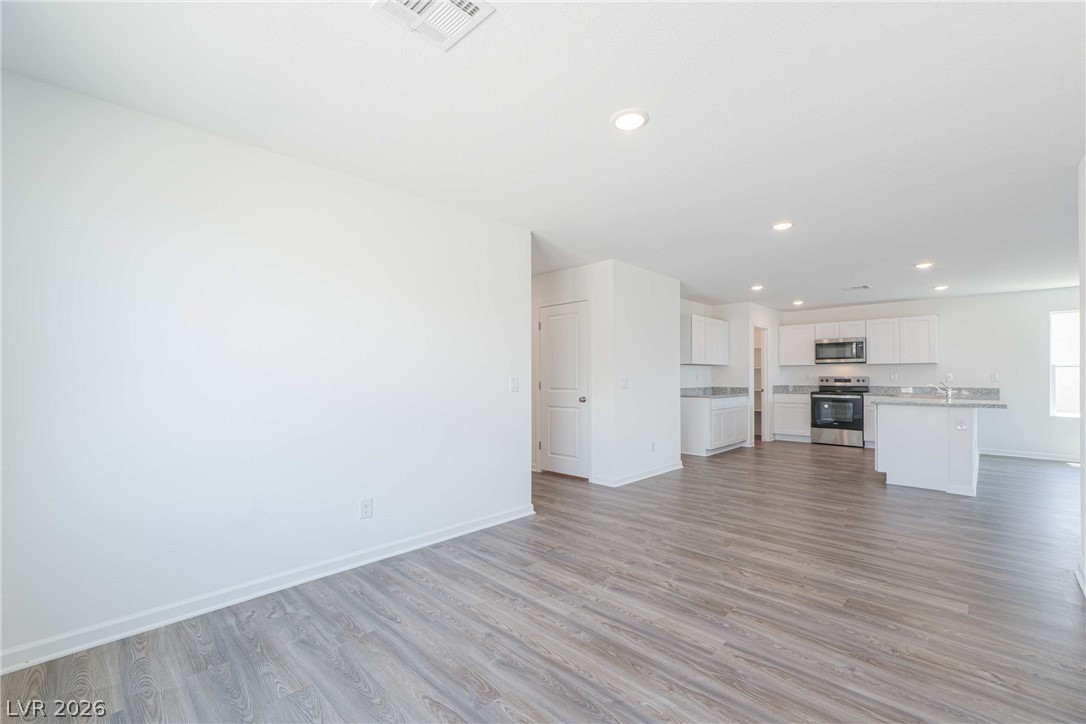 653 South Dyani Drive Property Photo 7