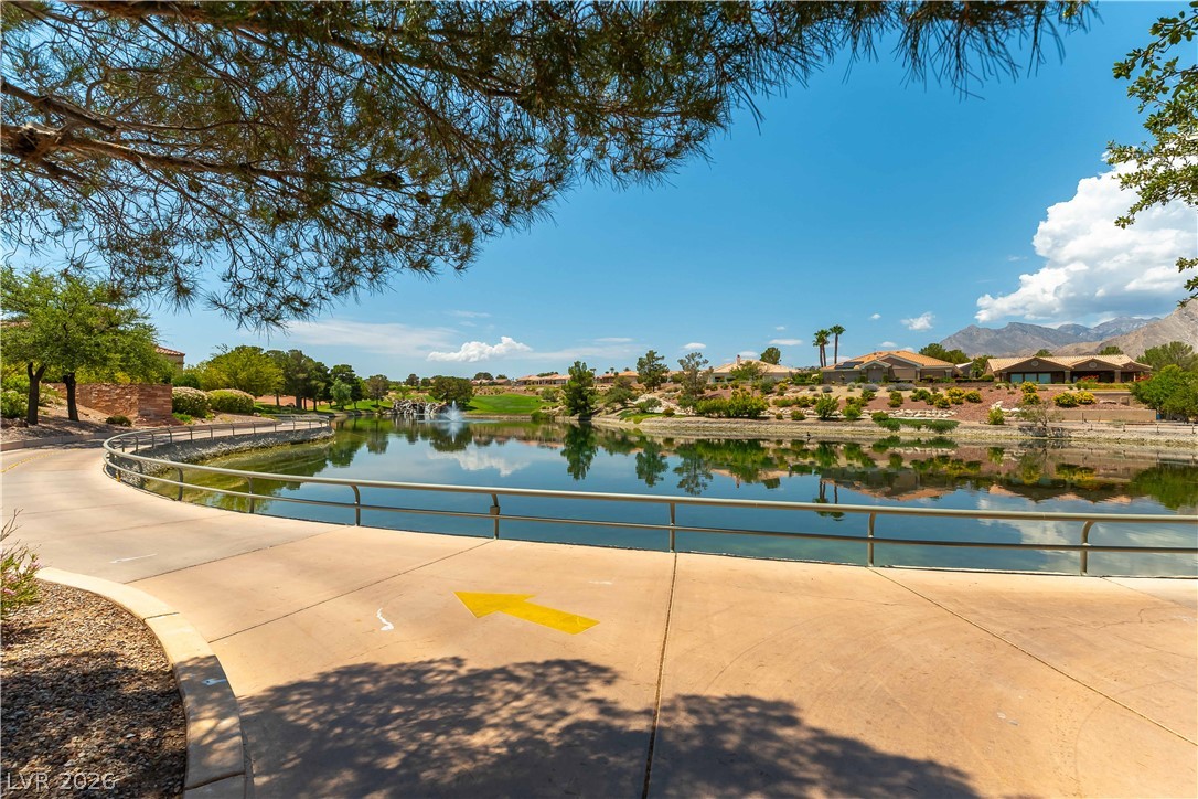 10044 Bundella Drive Property Photo 32
