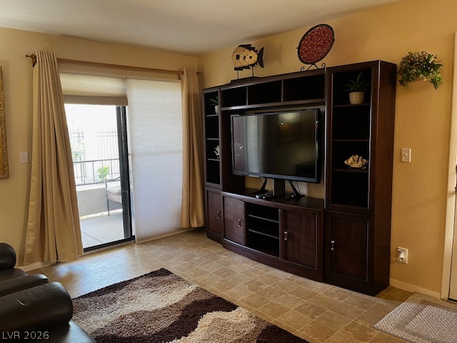 2801714 Property Photo 2