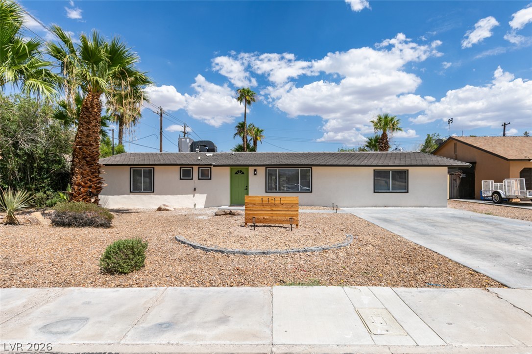 1111 Strong Drive Property Photo 3