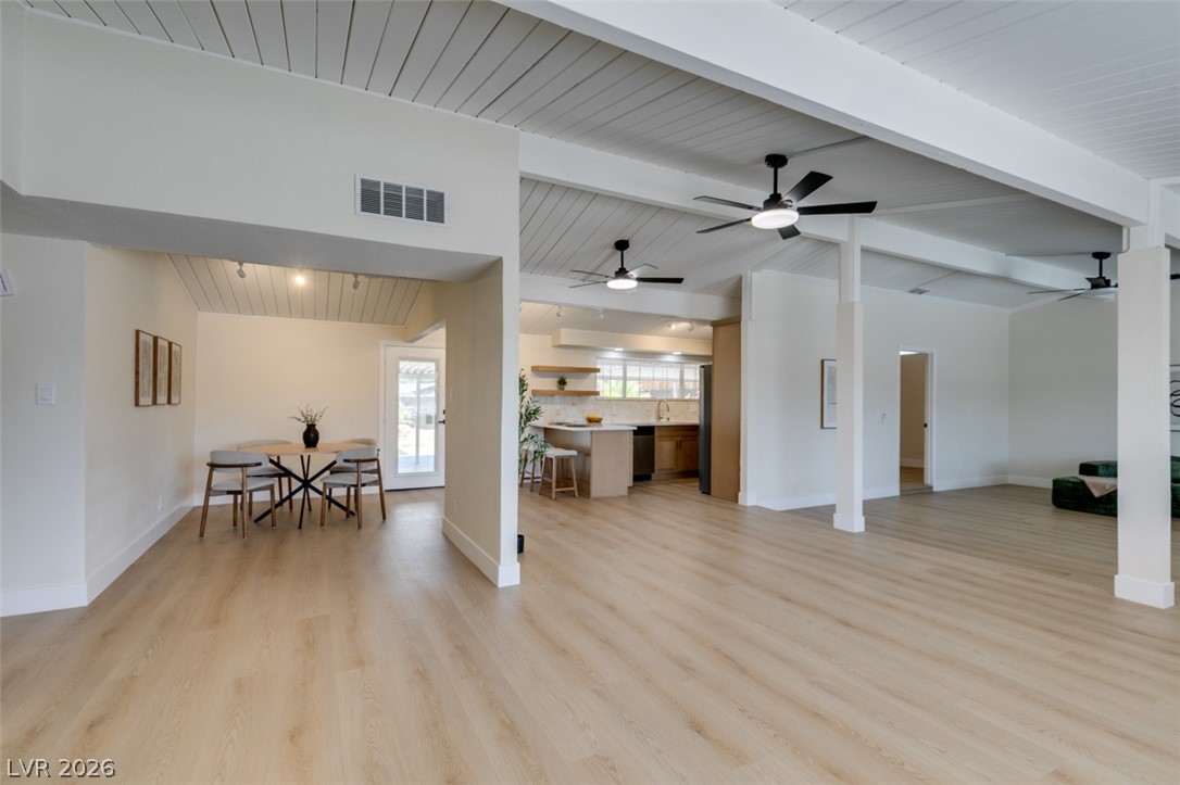 1111 Strong Drive Property Photo 4